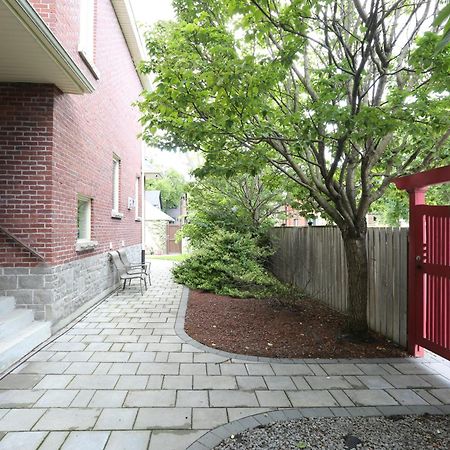 Xiao Wang Bed & Breakfast Toronto Eksteriør bilde